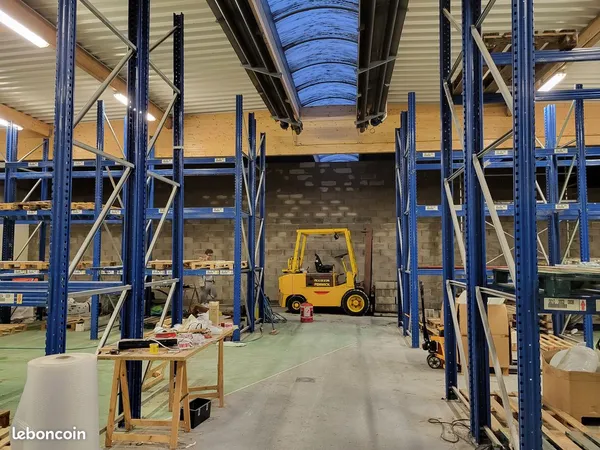 LOCAL 400 M2 ZI Wittelsheim 