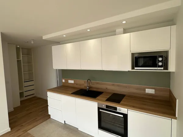 Studio 1 pièce 29 m² 