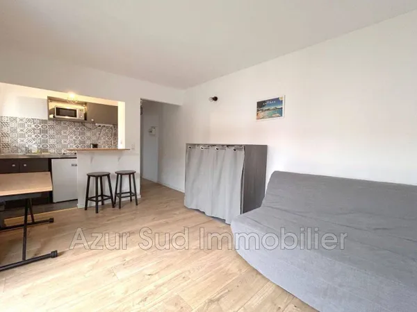 Appartement 1 pièce 18 m² 