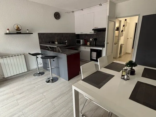 T2 meublé 37 m² - Terrasse, vue golf et parking gratuit - Saint-Cyprien (66750) 