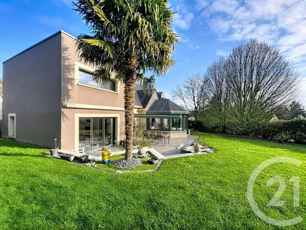 Maison 8 pièces 248 m² 