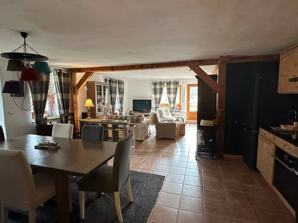 Loue appartement meublé - 3 chambres · 94m² 