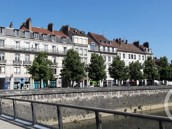 Appartement 3 pièces 75 m² 