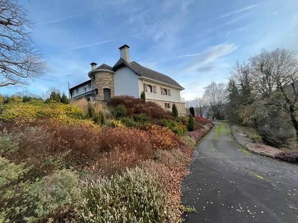 Villa 10 pièces 487 m² 