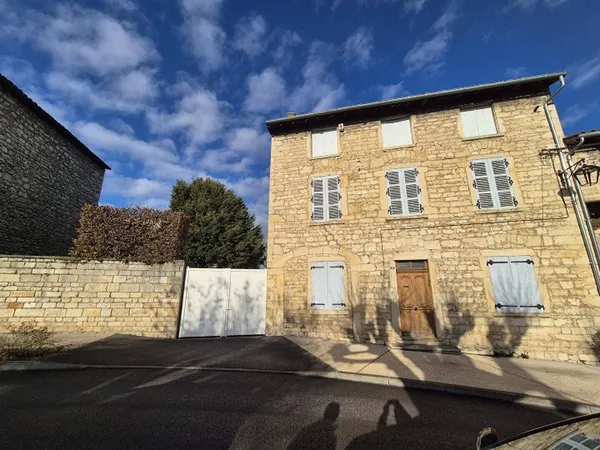 Maison 8 pièces 220 m² 