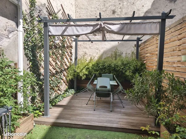Location Maison 2 pièces 51m2 avec extérieur 
