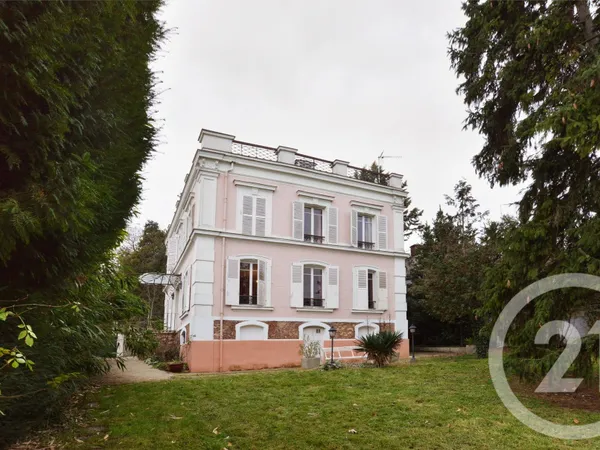 Maison 9 pièces 170 m² 