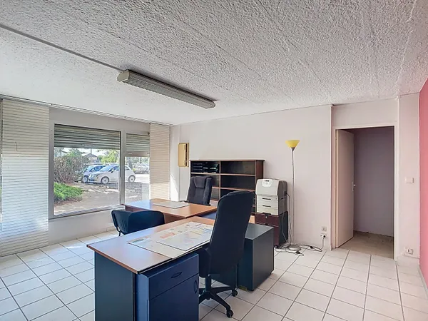 Bureau 45 m² 
