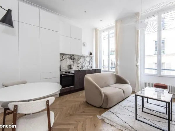 Studio 1 pièce 32 m² 