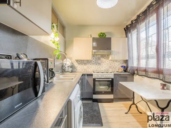 Appartement 5 pièces 82 m² 