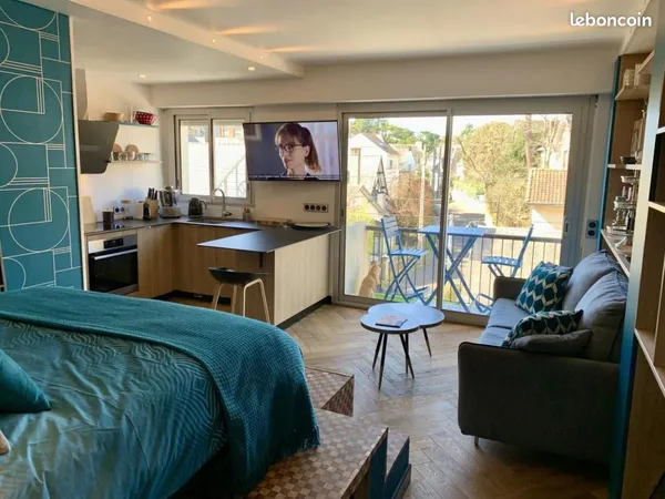 Studio 1 pièce 27 m² 