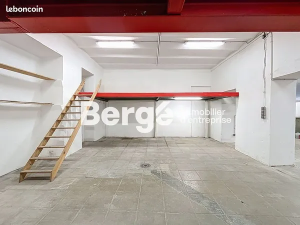 Local 85 m² Nice 