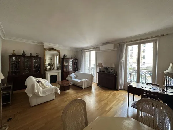 Duplex 6 pièces 145 m² 
