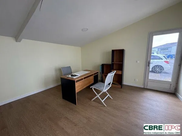 Bureaux 1 pièce 25 m² 
