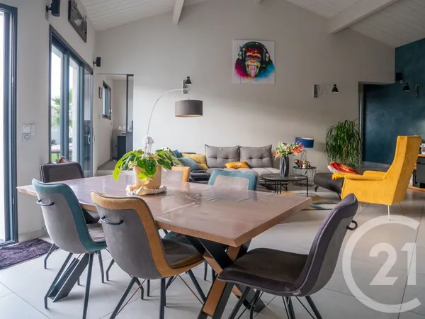 Maison 5 pièces 145 m² 