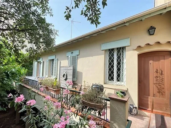 Maison 3 pièces 185 m² 