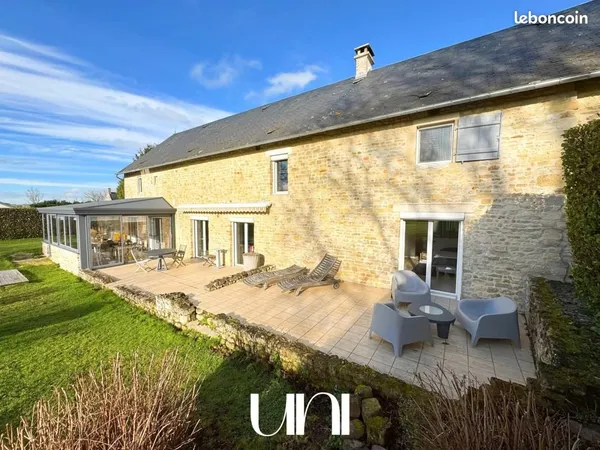 Maison 5 pièces 220 m² 