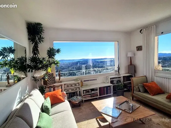Propriété 4 pièces 101 m² 