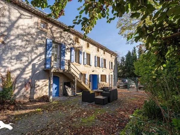 Maison 7 pièces 219 m² 