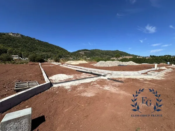 Terrain 469 m² 
