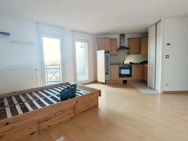 Studio 1 pièce 32 m² 