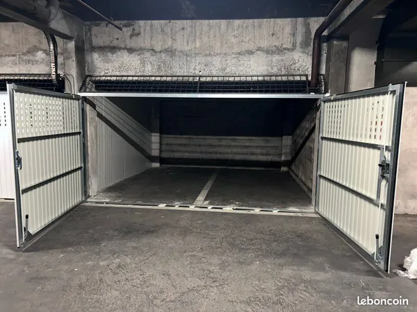 Vente d'une place au sein d'un box double 