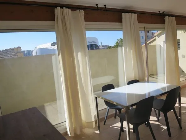 Appartement 1 pièce 15 m² 