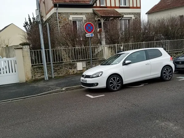Maison f 4 