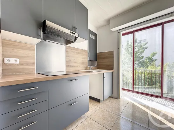 Appartement 4 pièces 81 m² 