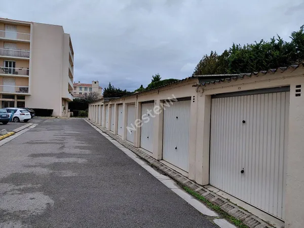 Parking 15 m² 