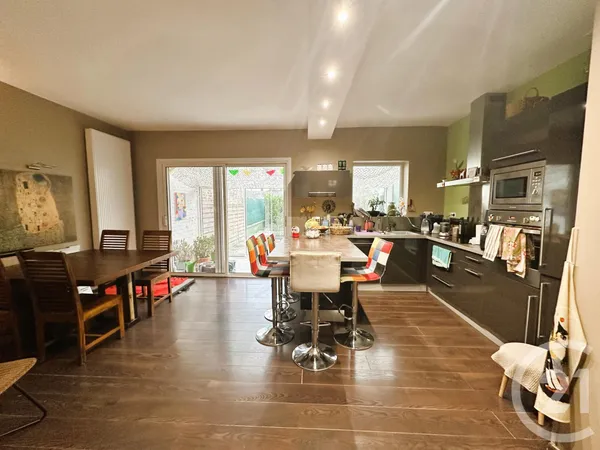Maison 6 pièces 135 m² 