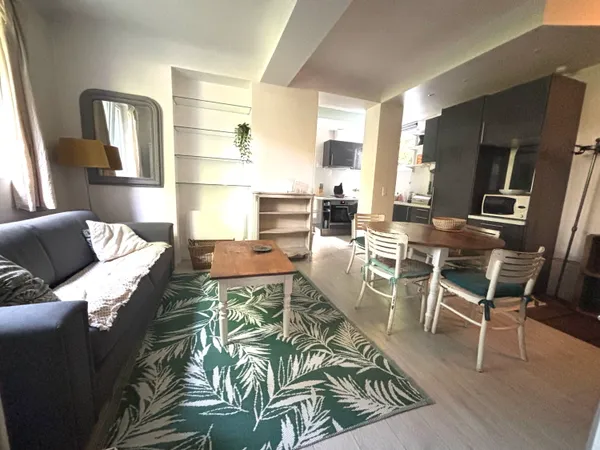 Vends appartement 49m² Saint-Cloud - Rez-de-jardin 