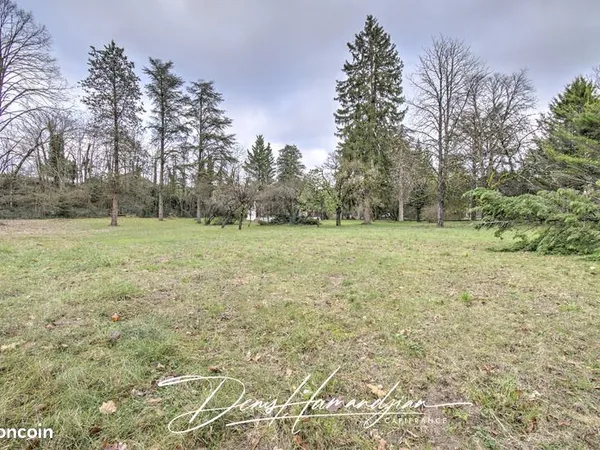 Terrain 4 731 m² Saint Maurice De Gourdans 