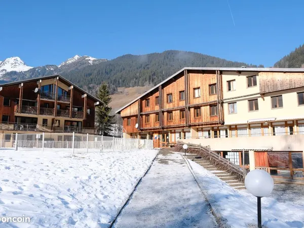 Immeuble de rapport 2021 m² 