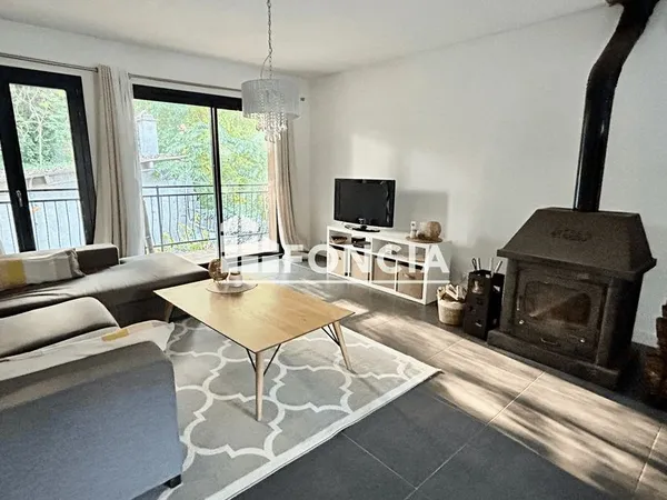 WISSOUS LIMITE FRESNES - Maison familiale de 134 m² sur un terrain de 748m2 avec dépendance 