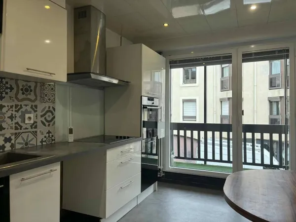 Appartement 3 pièces 80 m² 