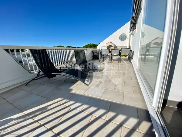 Appartement terrasse XXL avec parking et cellier 