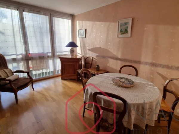 Appartement 3 pièces 55 m² 