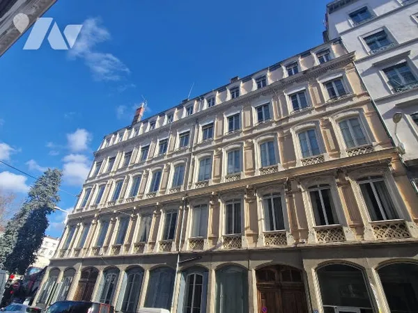 Appartement 7 pièces 268 m² 