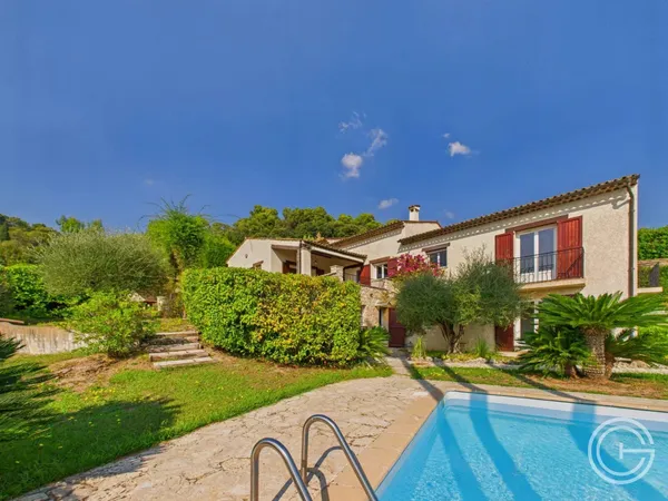 Villa individuelle 199m² avec Piscine + 1857m² de Jardin - LA COLLE SUR LOUP 