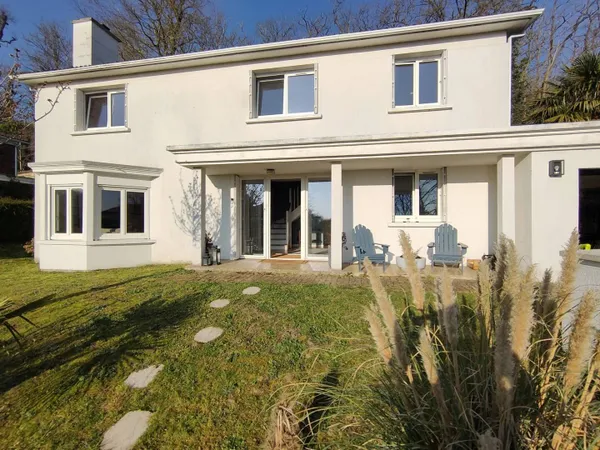 Maison 9 pièces 185 m² 
