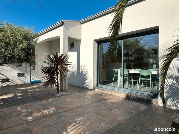 Maison 5 pièces 122m² garage 60m² 