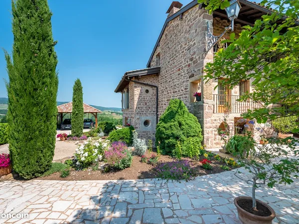 Propriété 16 pièces 430 m² 