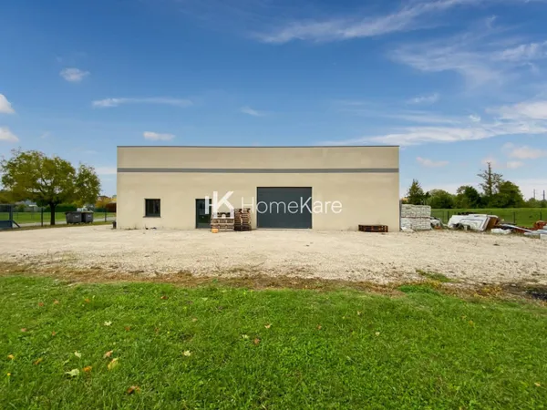 Entrepôt 200 m² 
