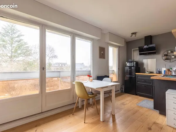Studio 1 pièce 26 m² 