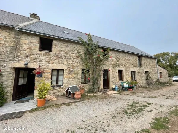 Longère 11 pièces 218 m² 
