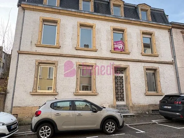 Maison 9 pièces 238 m² 