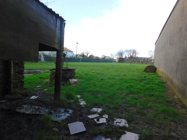Terrain Vente Mouilleron-Saint-Germain  1069m² 40000€