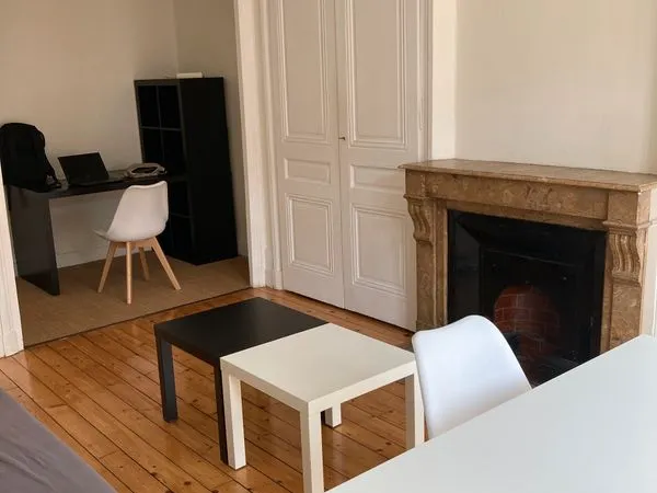 Proche métro grand appartement 