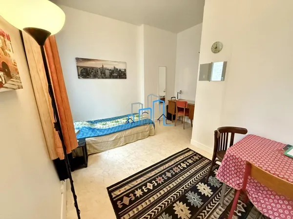 Appartement 1 pièce à Paris (75011) 